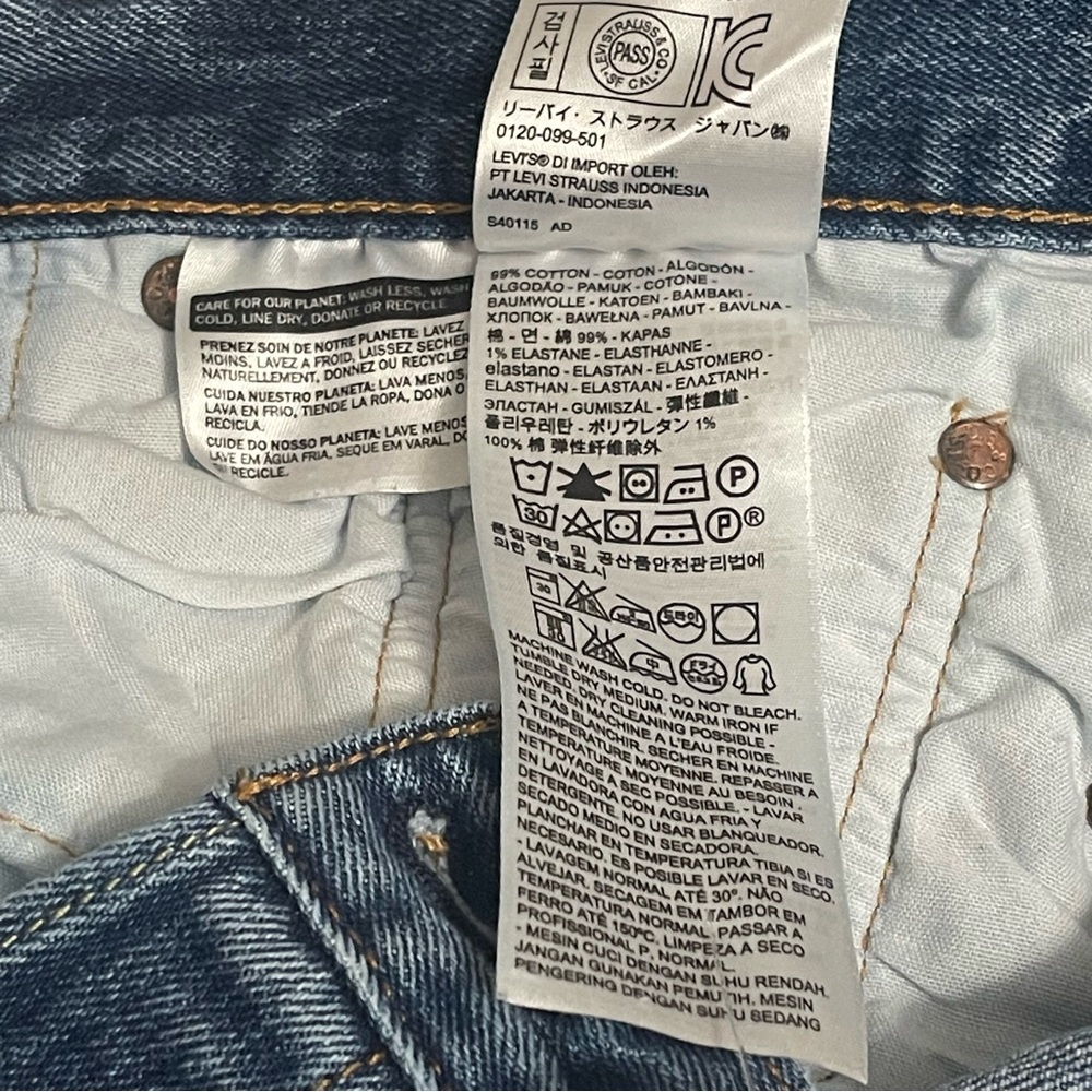 Levi's Jeans 501 CT Button Fly with Leather Patch - Picture 12 of 12